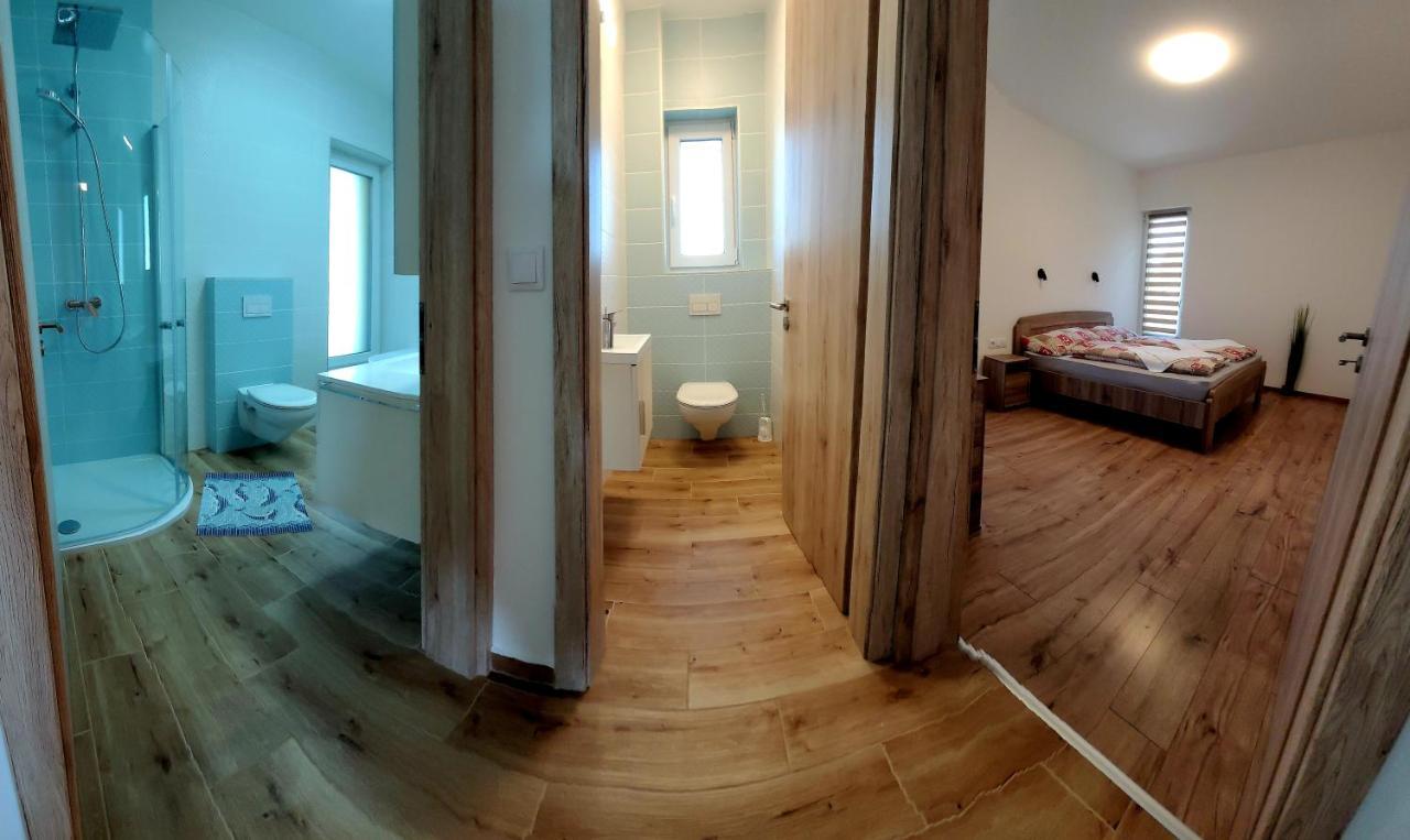 Zea Apartmanhaz Apartment Балатонфенивес Екстериор снимка